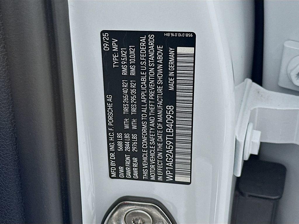 New 2026 Porsche Macan S image 35