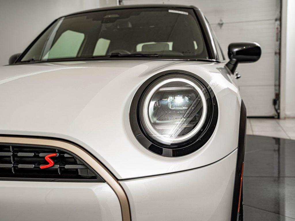 Certified 2025 MINI Cooper S image 14