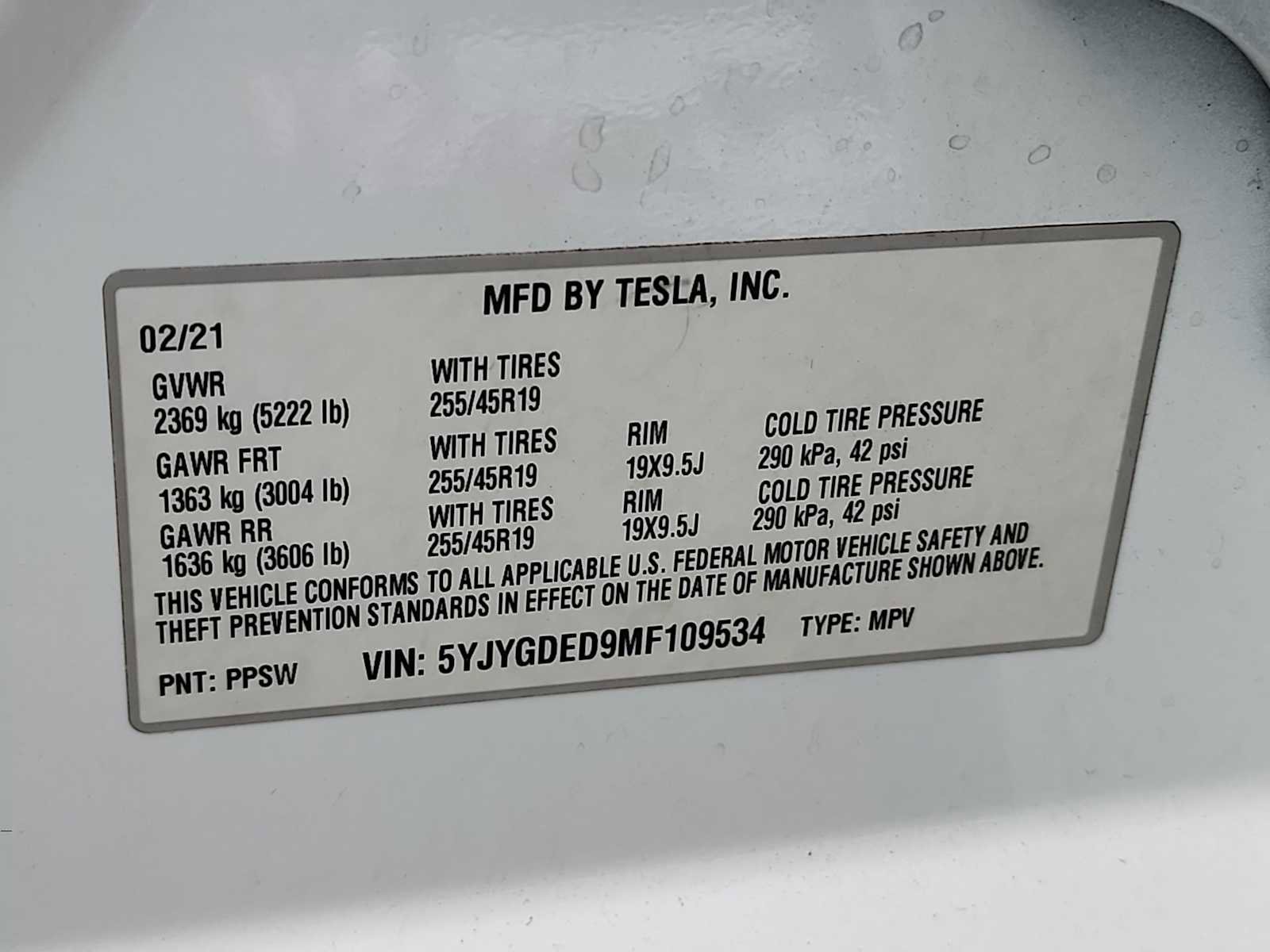 Used 2021 Tesla Model Y Standard Range image 27