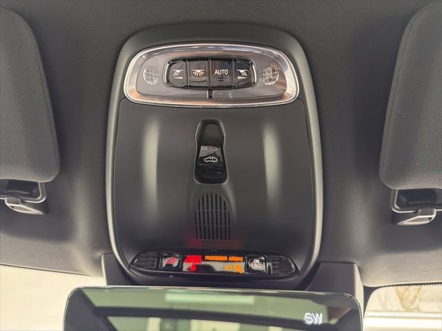 Used 2019 Volvo XC90 T6 R-Design AWD/4WD image 32
