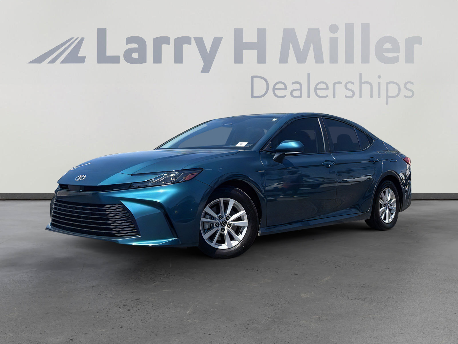 Used 2025 Toyota Camry LE w/ Convenience Package
