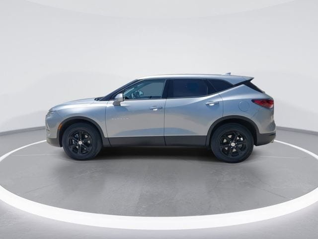 Used 2025 Chevrolet Blazer LT AWD/4WD image 6