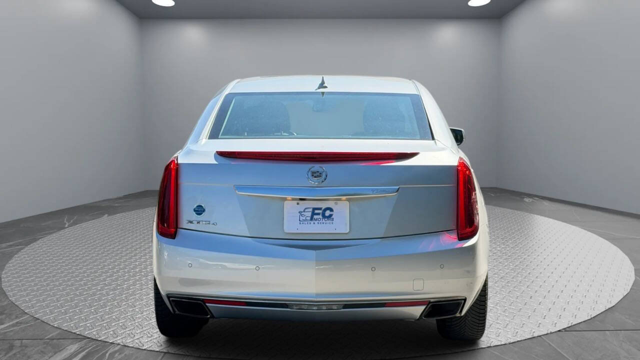 Used 2013 Cadillac XTS Luxury w/ Driver Awareness Package AWD/4WD image 5