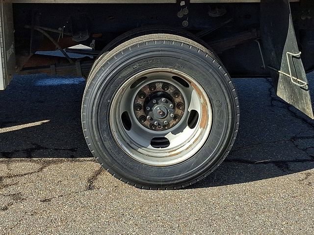 Used 2021 RAM 5500 Tradesman w/ Chrome Appearance Group image 23