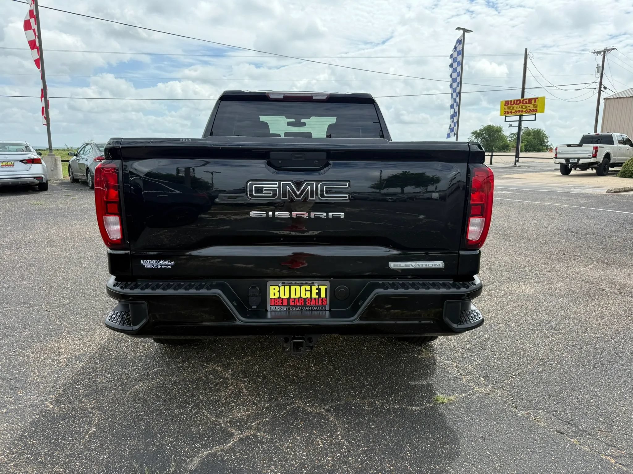 Used 2020 GMC Sierra 1500 Elevation w/ Elevation Value Package RWD image 6