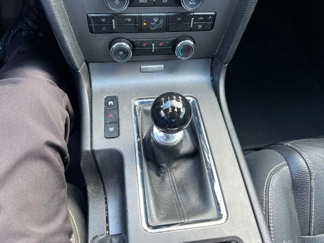 Used 2011 Ford Mustang GT Premium w/ Comfort Pkg RWD image 14