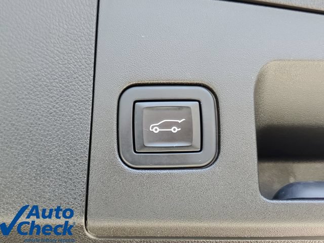 Used 2023 Cadillac XT4 Luxury FWD image 11