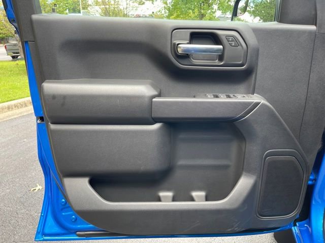 New 2025 Chevrolet Silverado 1500 Custom w/ LPO, Dark Essentials Package AWD/4WD image 14