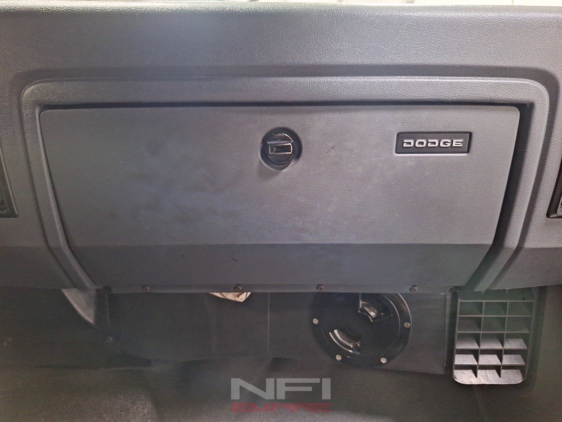 Used 1993 Dodge D/W Truck 250 AWD/4WD image 35