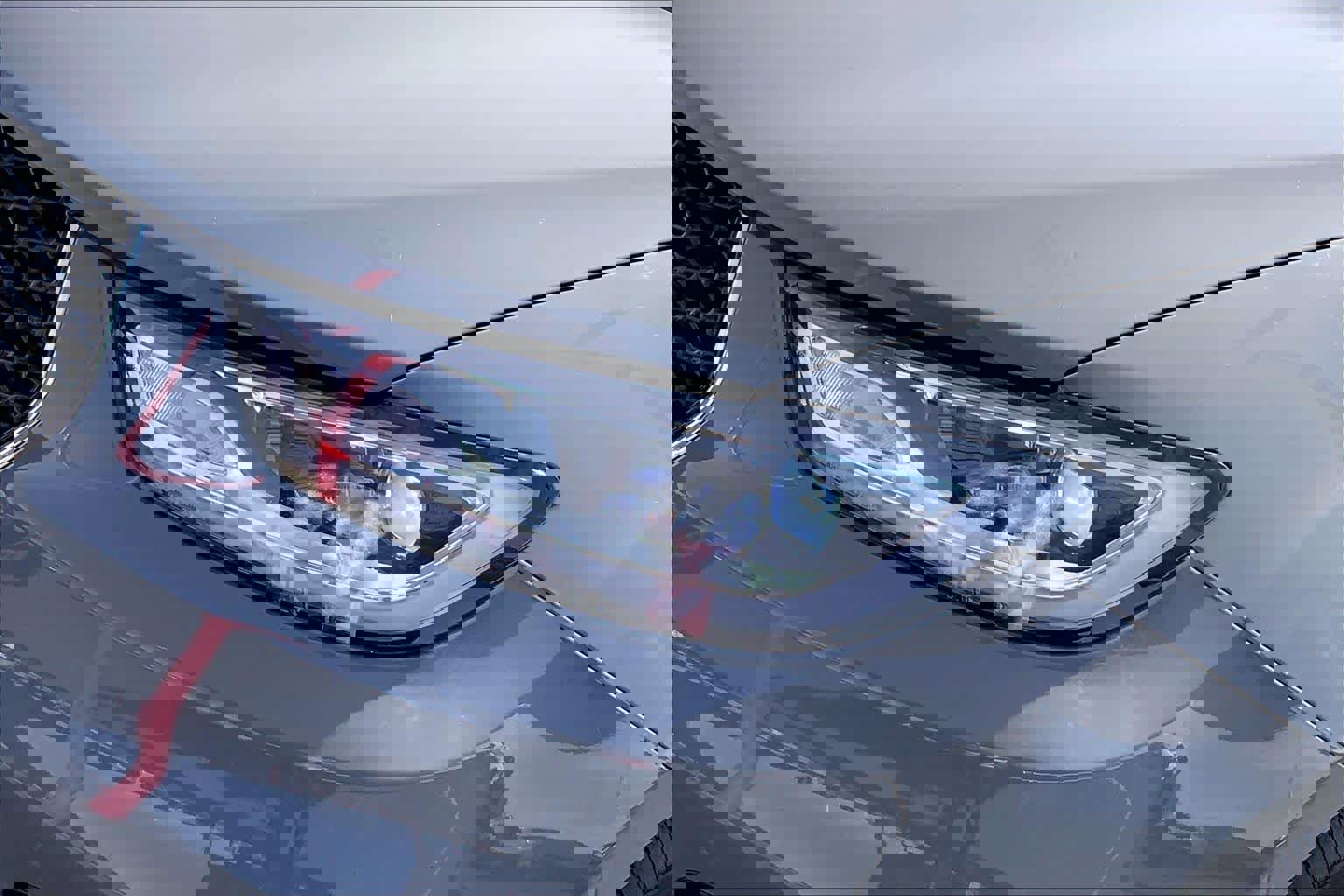 Used 2025 Chrysler Pacifica Select FWD image 28