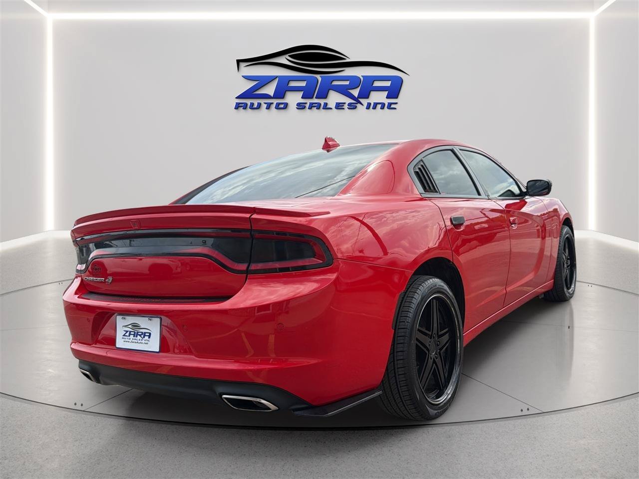 Used 2018 Dodge Charger GT AWD/4WD image 7