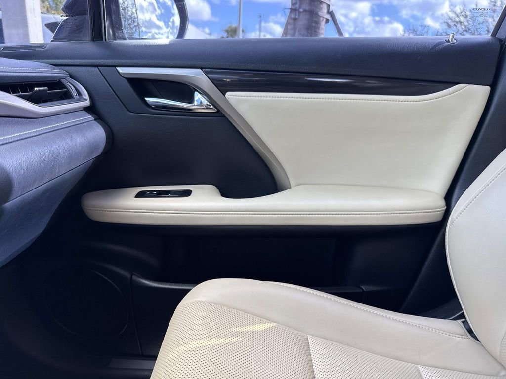 Used 2021 Lexus RX 350 FWD w/ Accessory Package image 27