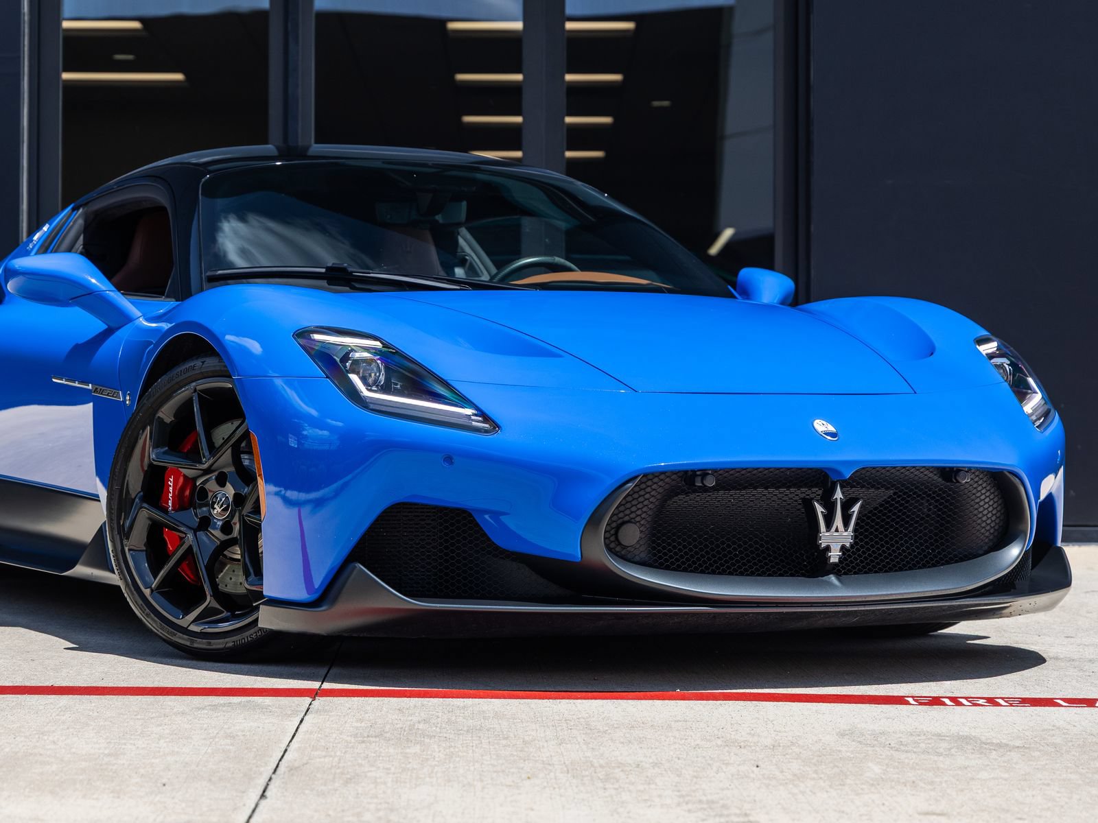 Used 2022 Maserati MC20 Coupe RWD image 6