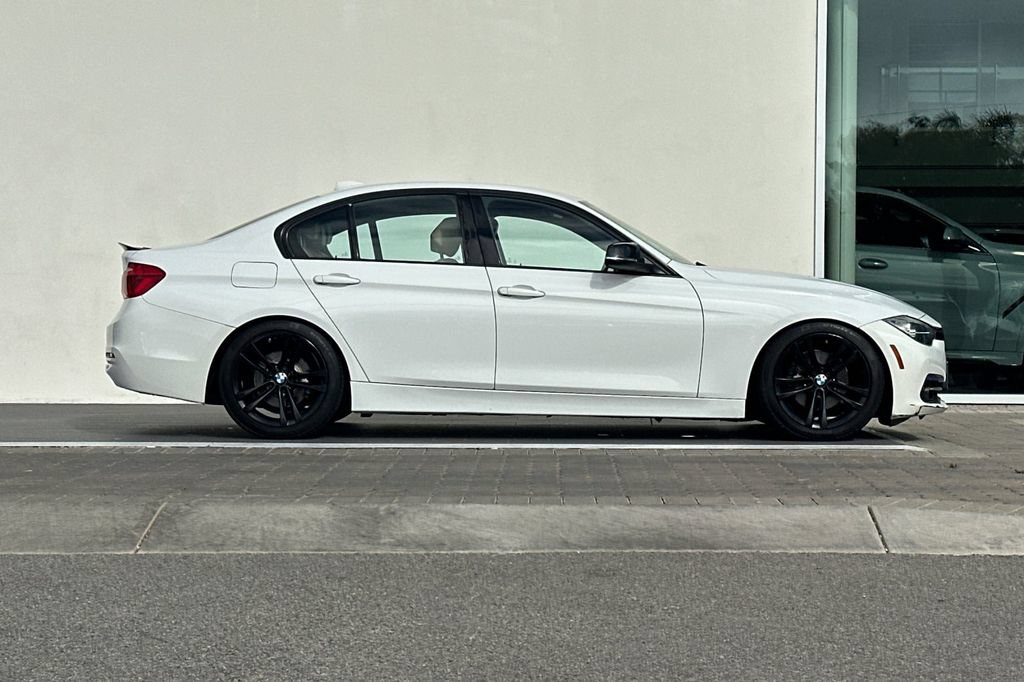 Used 2016 BMW 328i Sedan RWD image 2