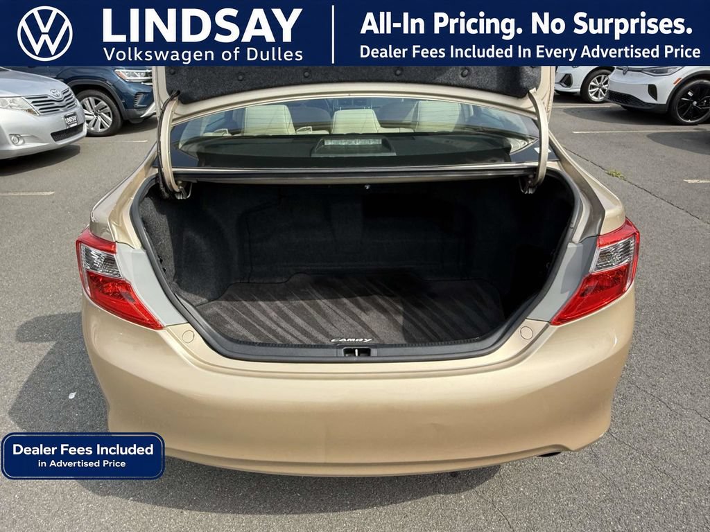 Used 2012 Toyota Camry XLE w/ Leather Pkg FWD image 15