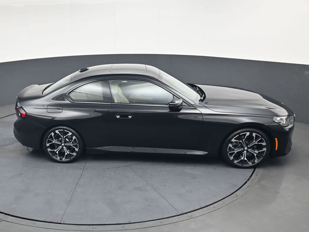 Used 2025 BMW 230i Coupe w/ Premium Package RWD image 19
