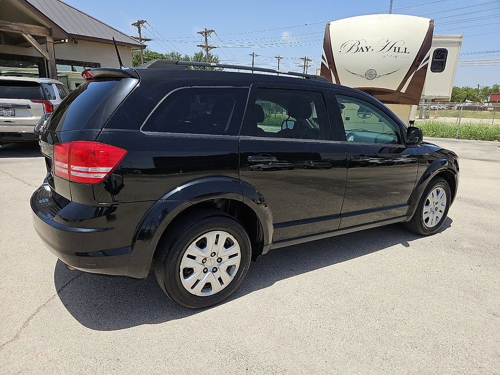 Used 2020 Dodge Journey SE FWD image 8
