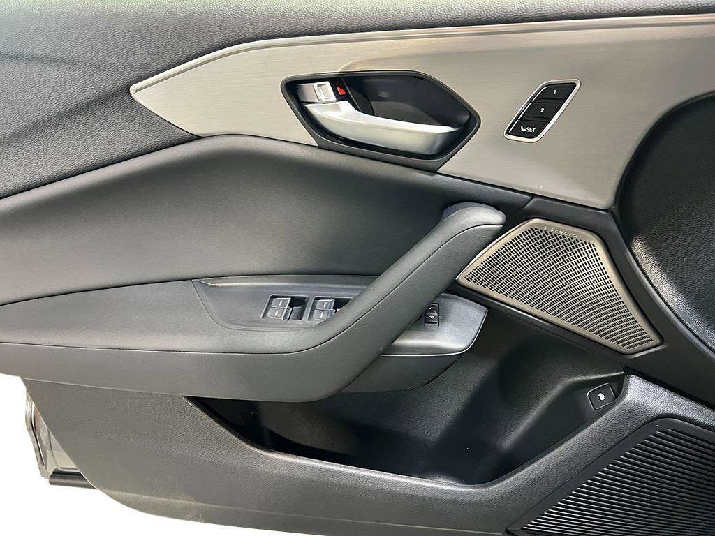 New 2025 Acura TLX w/ Technology Package image 17