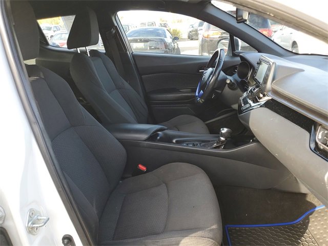 Used 2018 Toyota C-HR XLE image 27