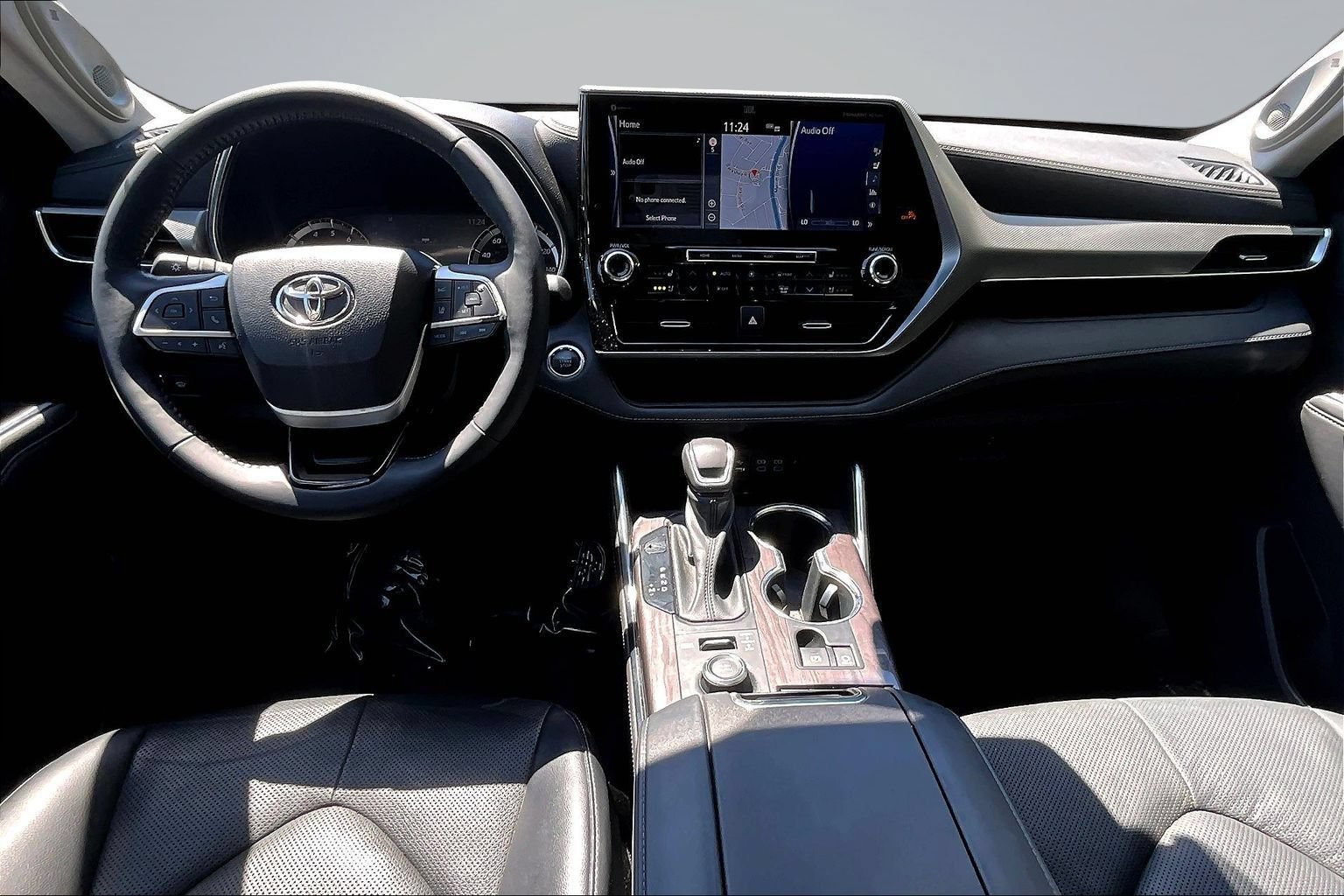 Used 2022 Toyota Highlander Platinum AWD/4WD image 6