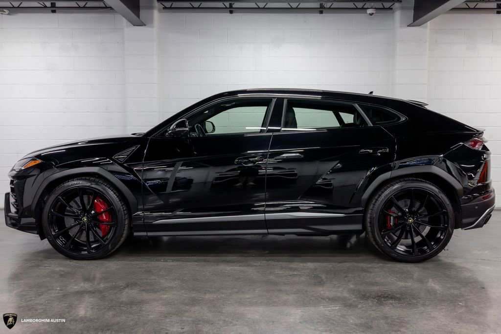Used 2019 Lamborghini Urus AWD/4WD image 8