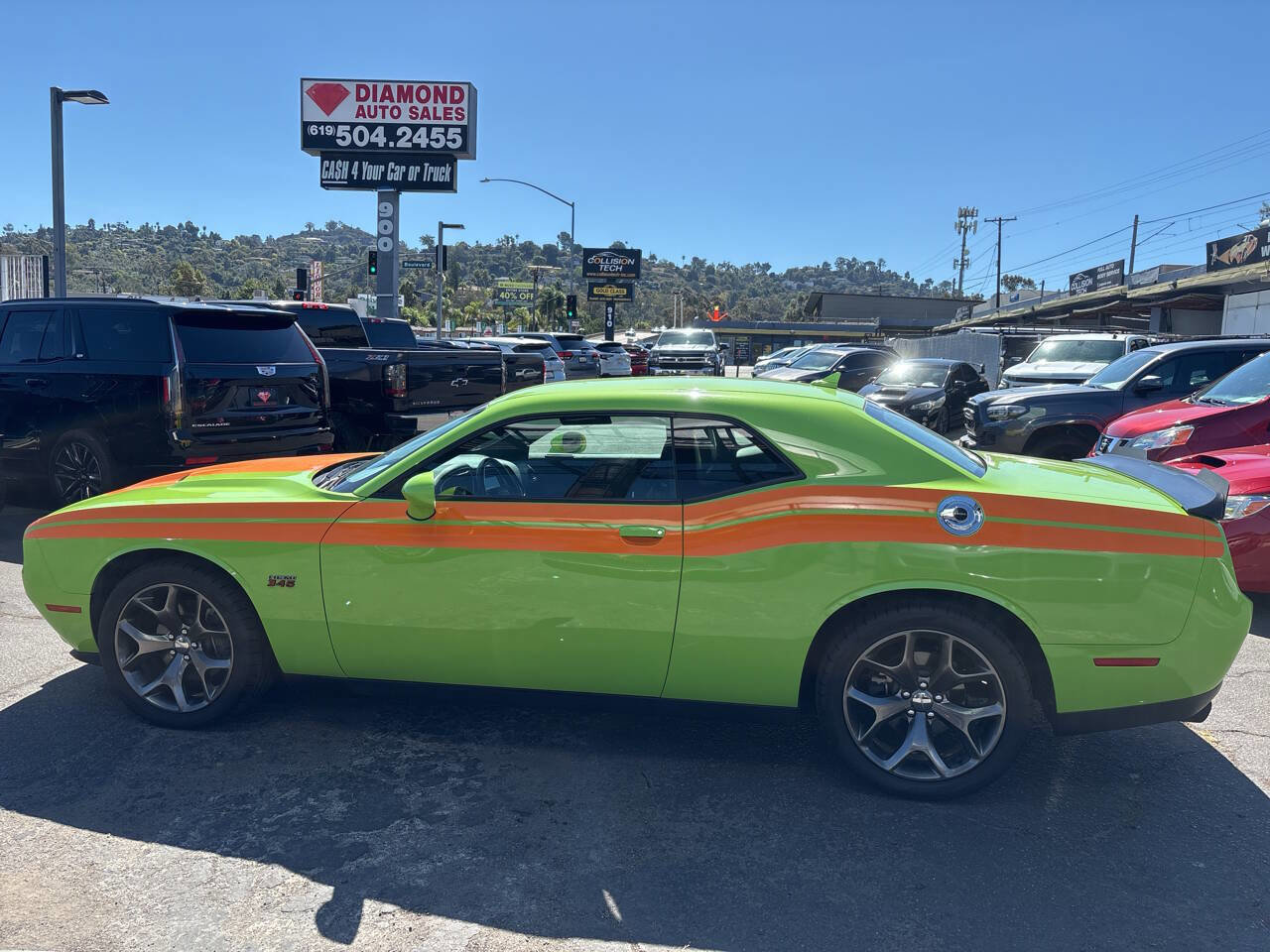 Used 2015 Dodge Challenger R/T Plus image 12