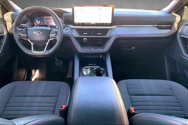 Used 2025 Ford Explorer ST-Line w/ Premium Package image 14