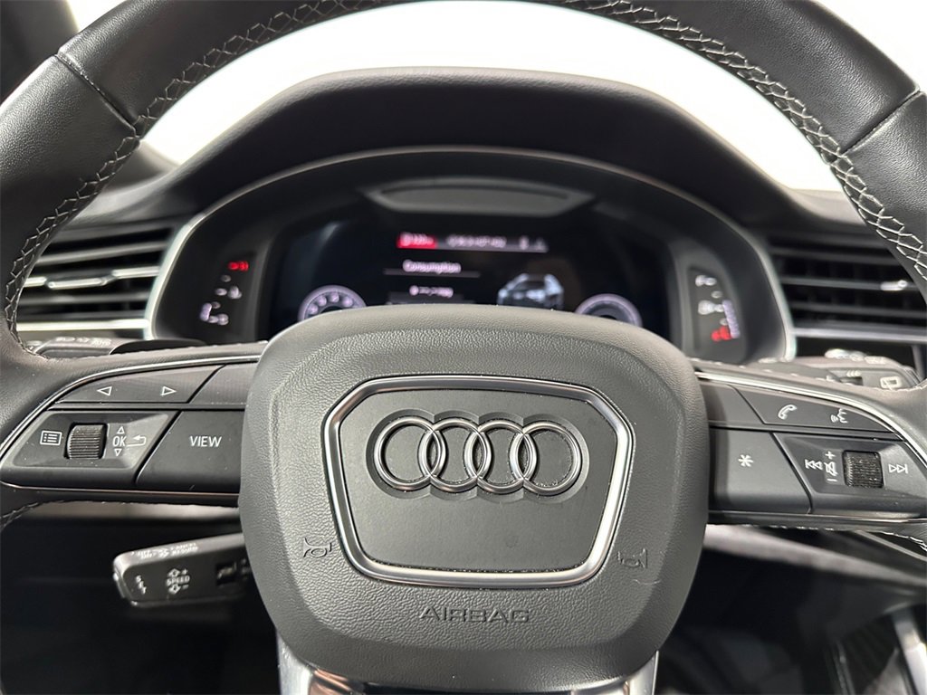 Used 2023 Audi Q8 Premium Plus image 13