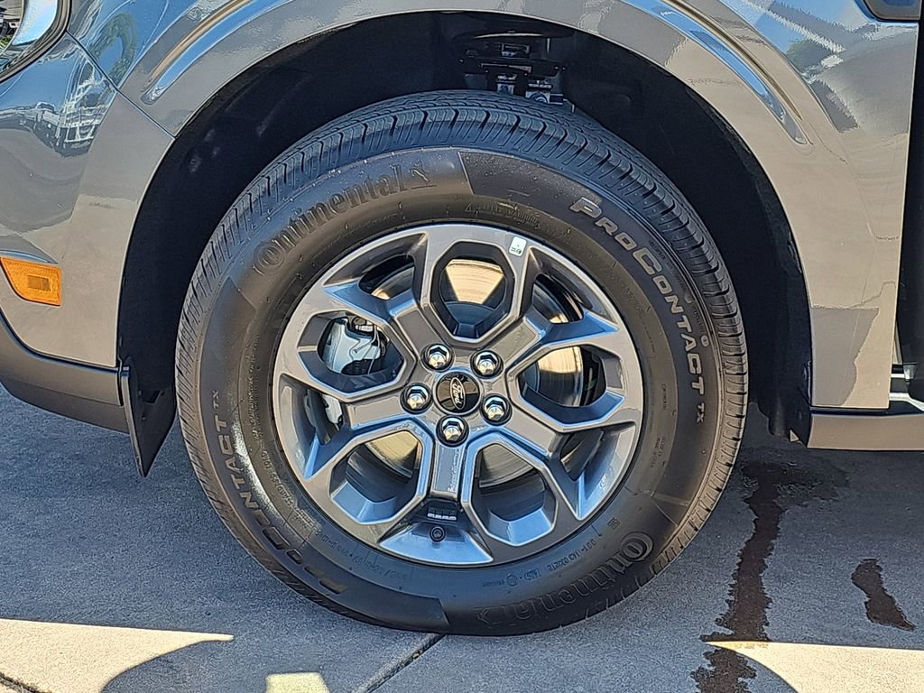 New 2025 Ford Maverick XLT image 35