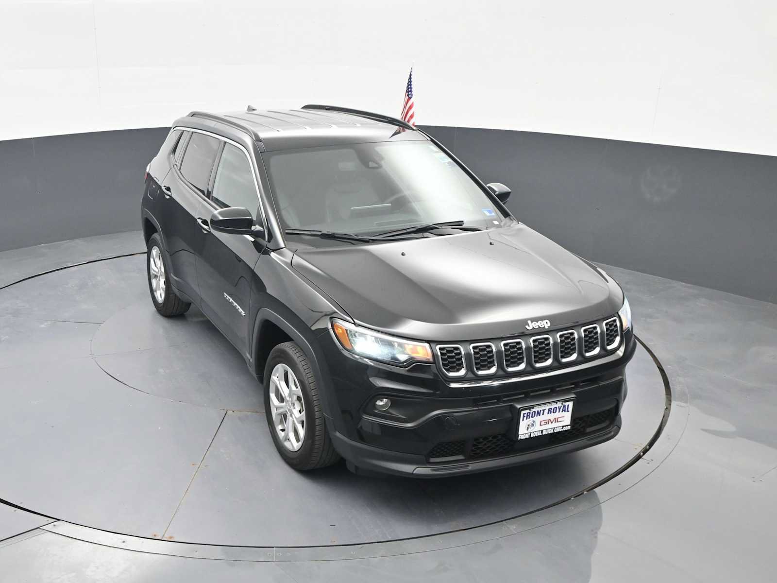 Used 2024 Jeep Compass Latitude AWD/4WD image 25