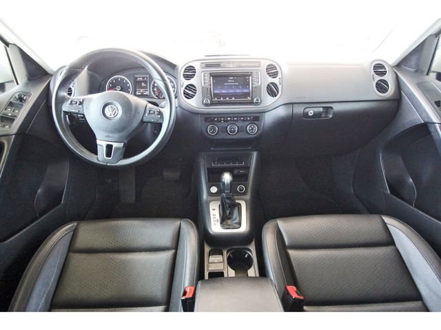 Used 2017 Volkswagen Tiguan S FWD image 8