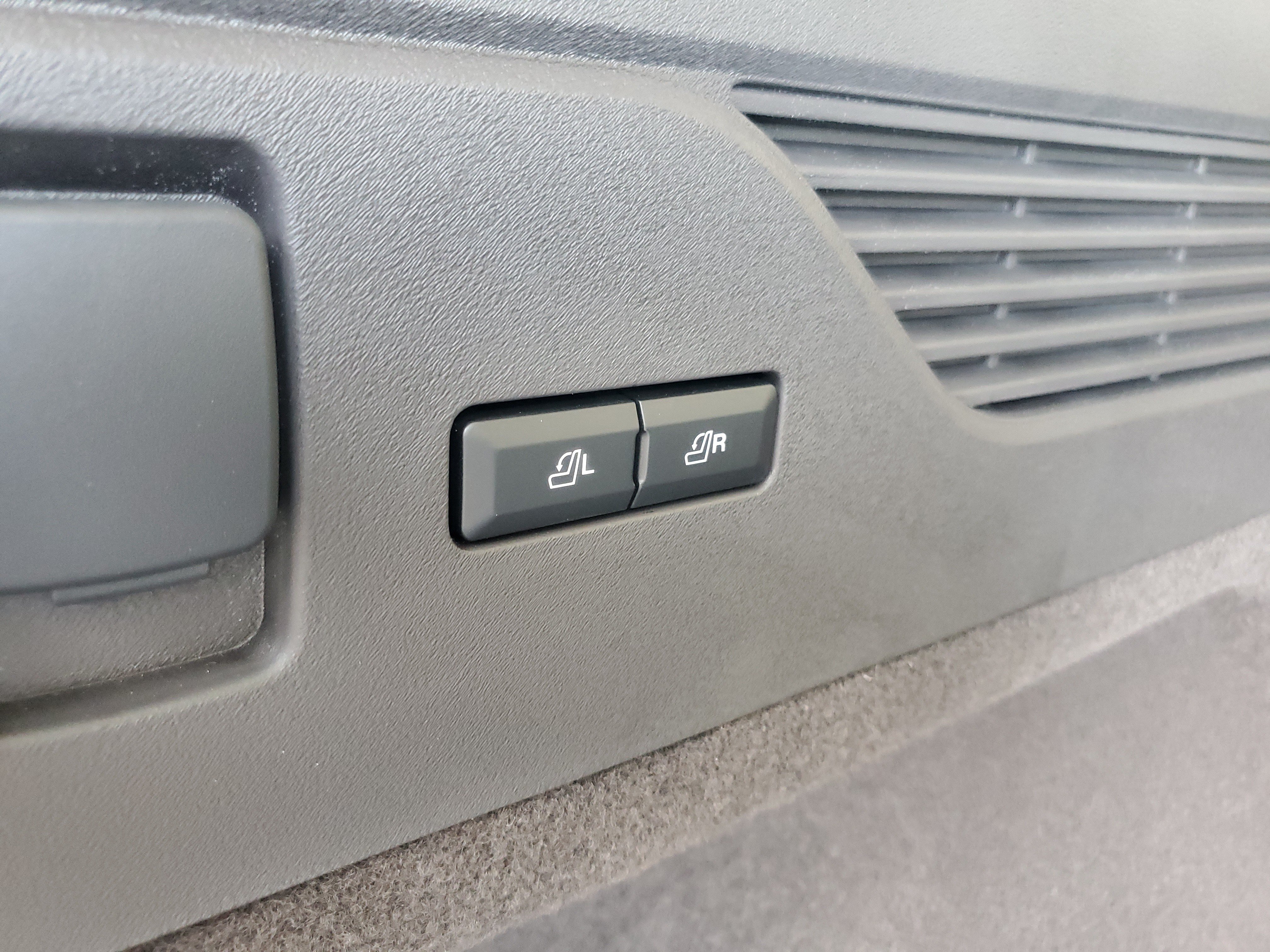 New 2026 Lincoln Nautilus Black Label AWD/4WD image 32