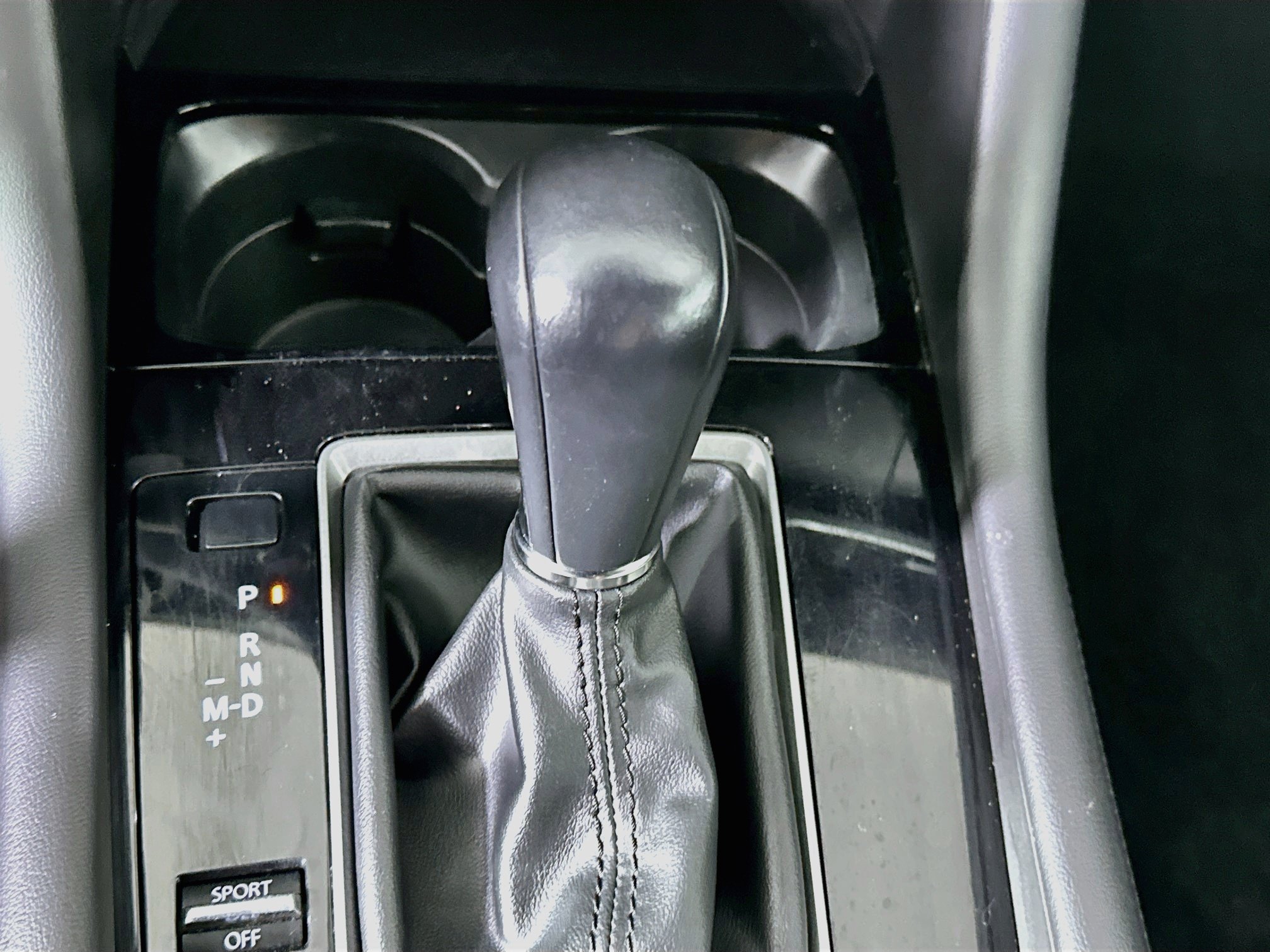 Used 2024 MAZDA MAZDA3 s FWD image 23