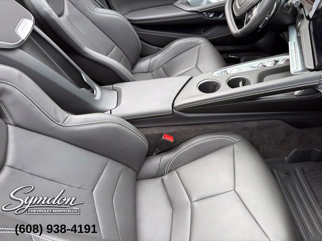 Used 2026 Chevrolet Corvette Stingray Convertible RWD image 19