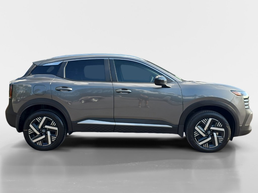 New 2026 Nissan Kicks SV image 7