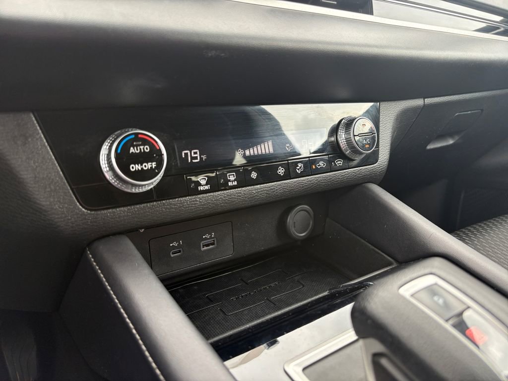 Used 2024 Mitsubishi Outlander ES AWD/4WD image 19