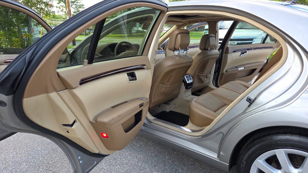 Used 2007 Mercedes-Benz S 550 4MATIC image 32