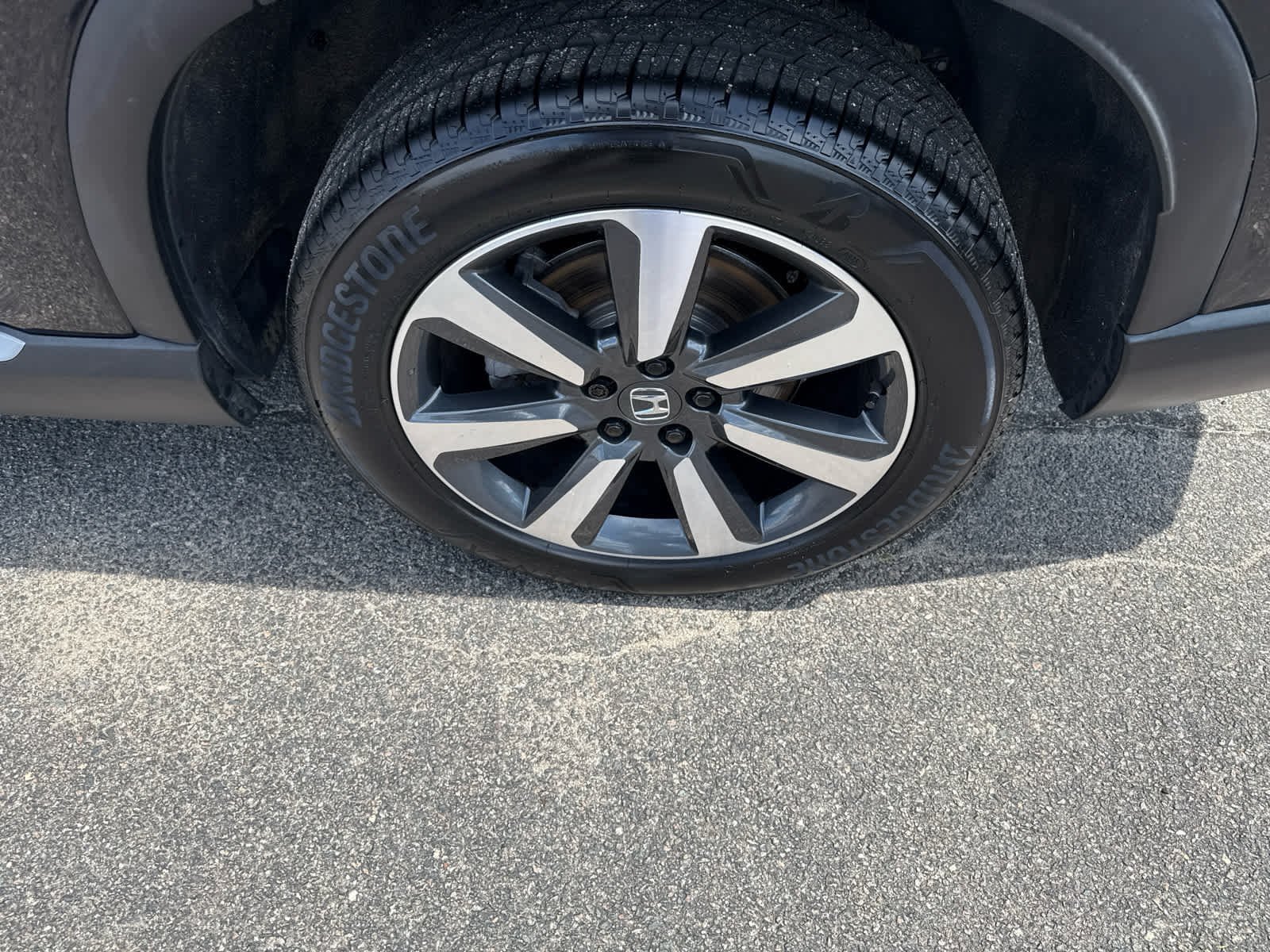 Used 2025 Honda Pilot Touring image 9
