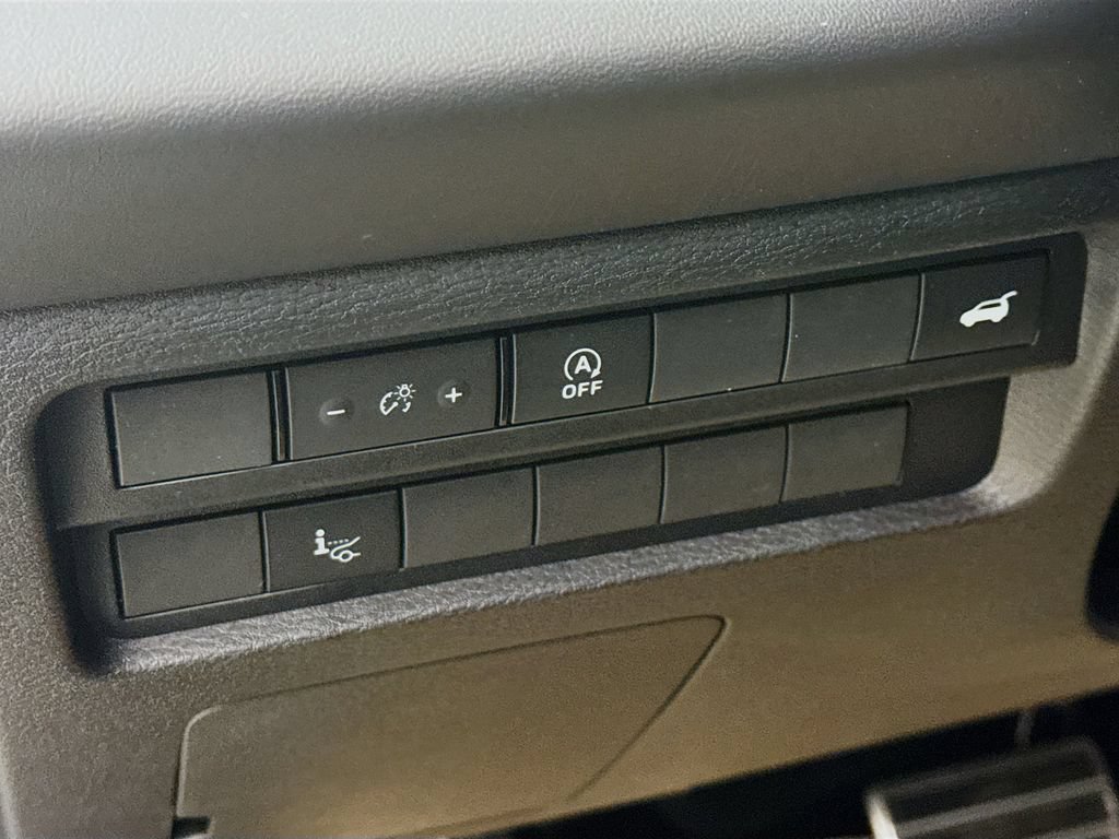 New 2026 Mitsubishi Outlander SEL Black Edition FWD image 10