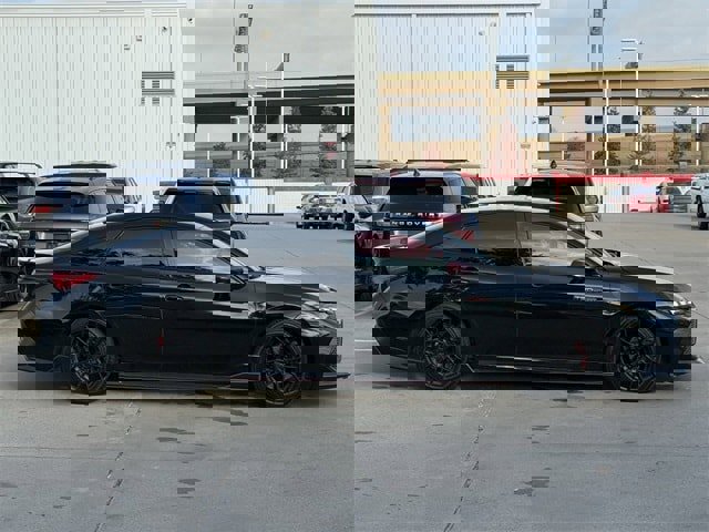 Used 2021 Toyota Avalon TRD image 3