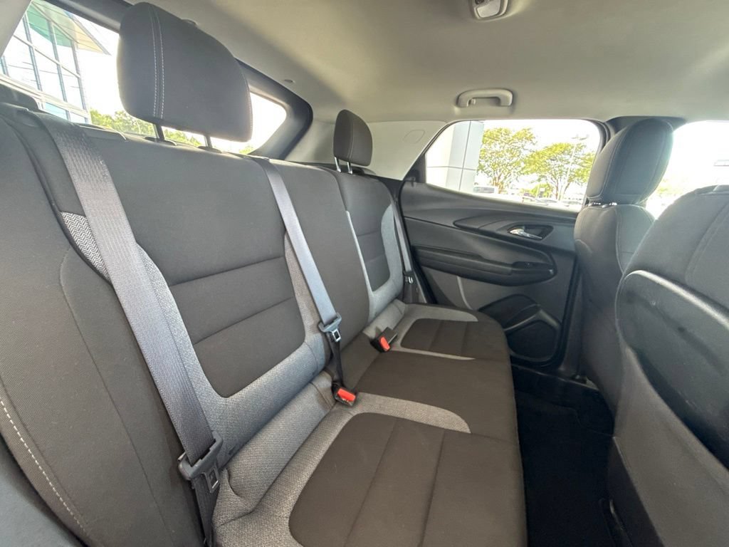 Used 2023 Chevrolet TrailBlazer LT FWD image 34