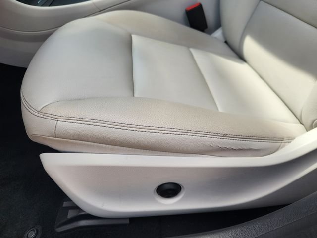 Used 2015 Mercedes-Benz GLA 250 4MATIC image 23
