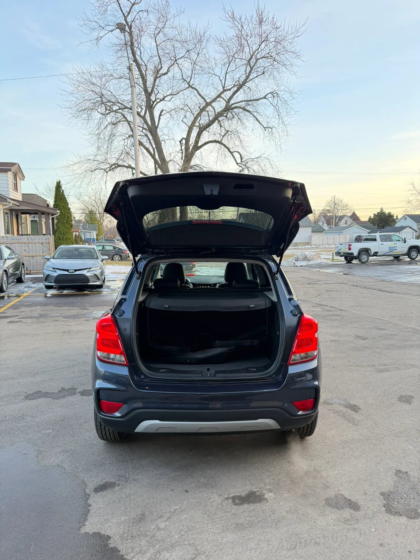 Used 2018 Chevrolet Trax LT w/ Driver Confidence Package image 23