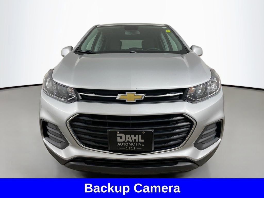Used 2021 Chevrolet Trax LS w/ Tint and Cruise Package image 2