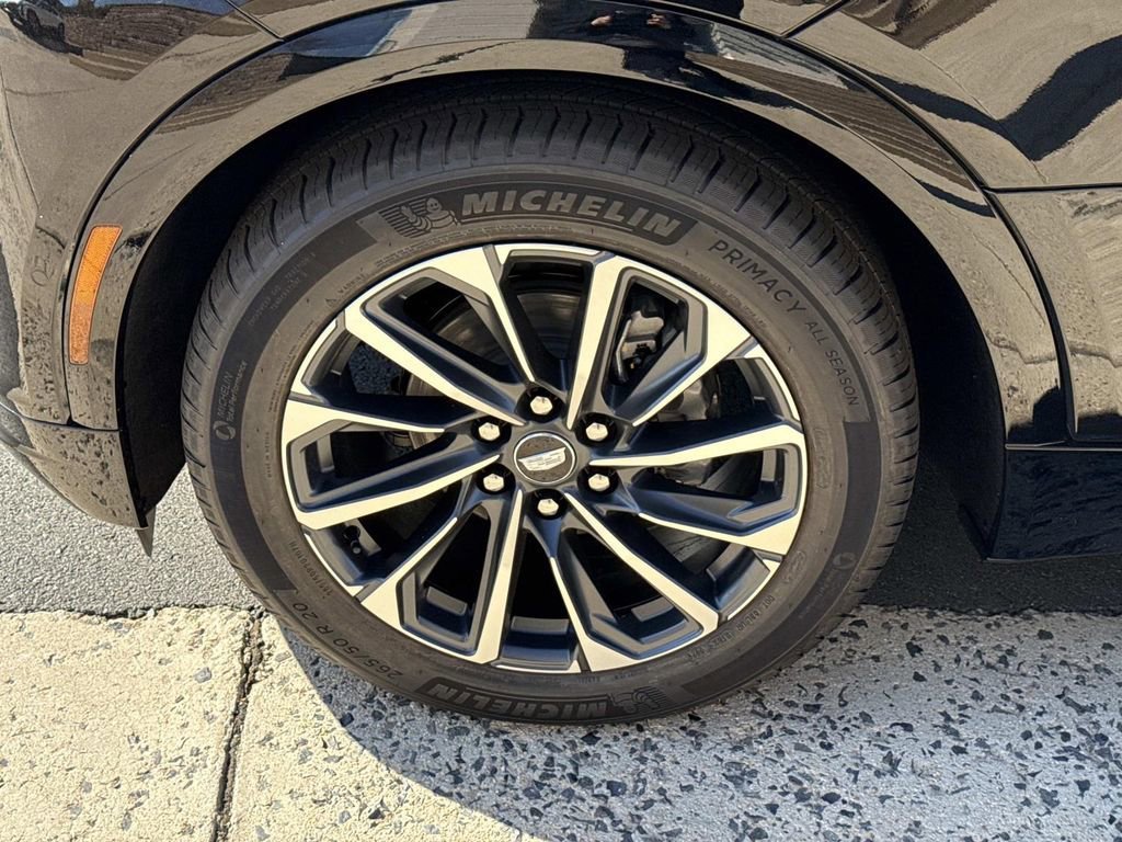 New 2026 Cadillac Lyriq Sport w/ LPO, Floor Liner Package AWD/4WD image 7