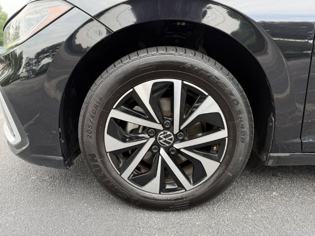 Used 2025 Volkswagen Jetta S FWD image 41