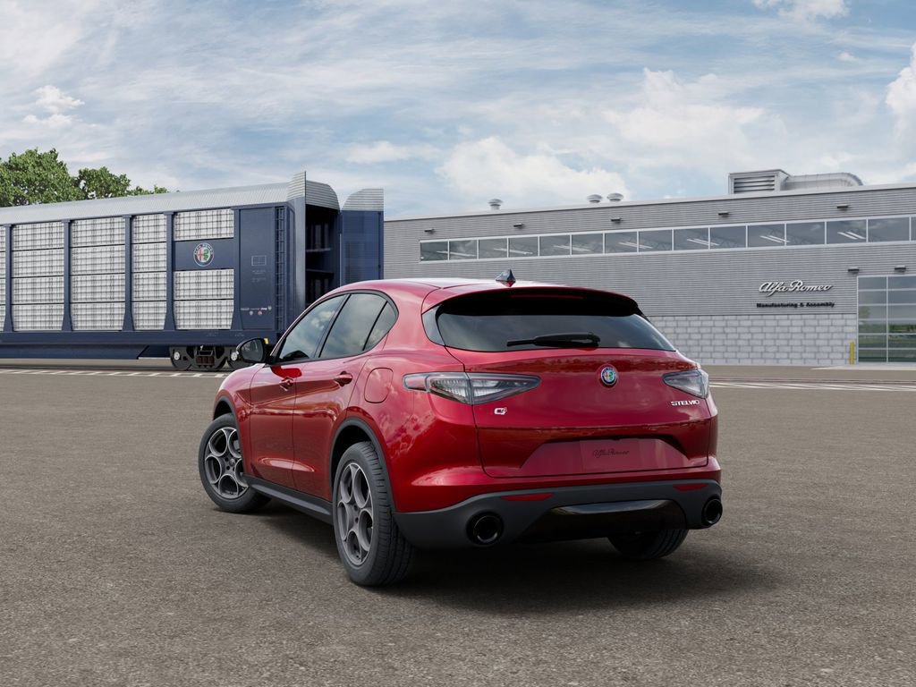 New 2026 Alfa Romeo Stelvio Sprint image 3