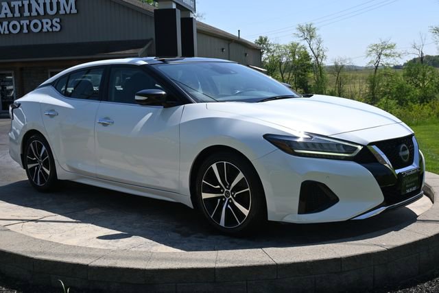 Used 2023 Nissan Maxima SL FWD image 3