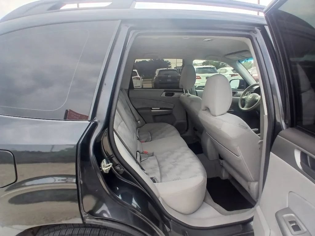 Used 2010 Subaru Forester 2.5X AWD/4WD image 19