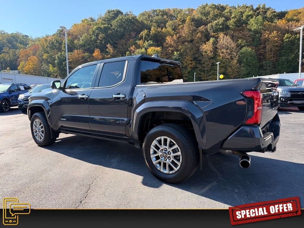 Used 2024 Toyota Tacoma 4x4 Double Cab image 10